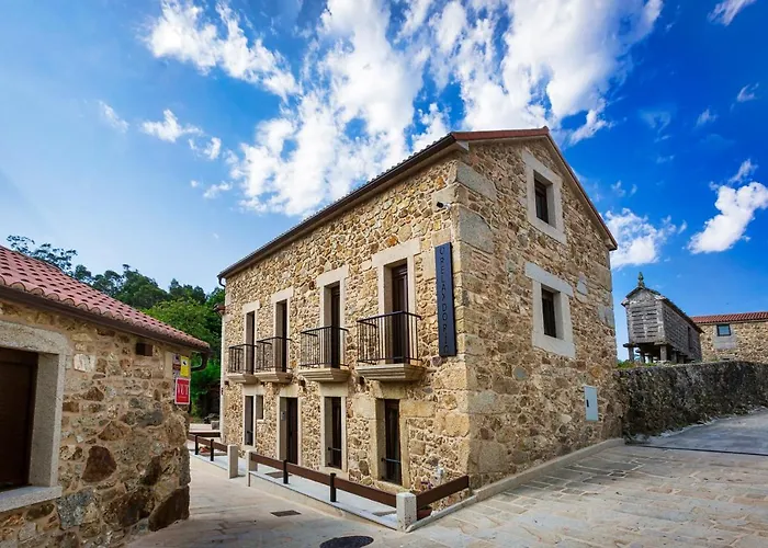 Gasthof O Relax Do Rio - Casa Molino Boutique, Con Jardin Y Desayuno En 4*